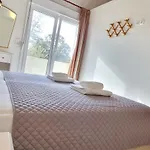 White 3*