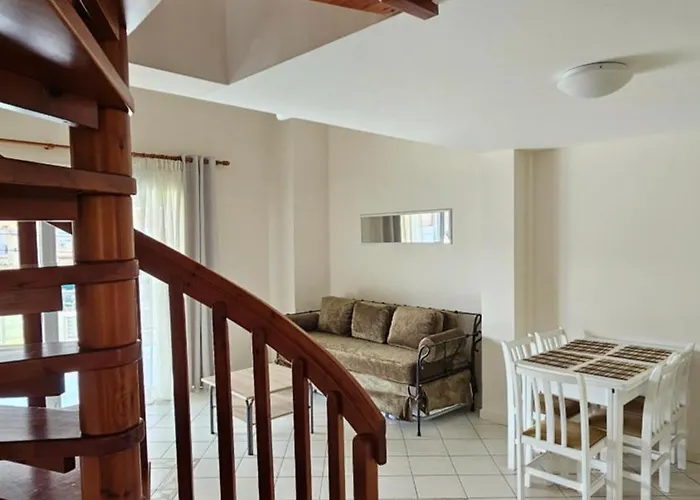 White Apart Otel 3*
